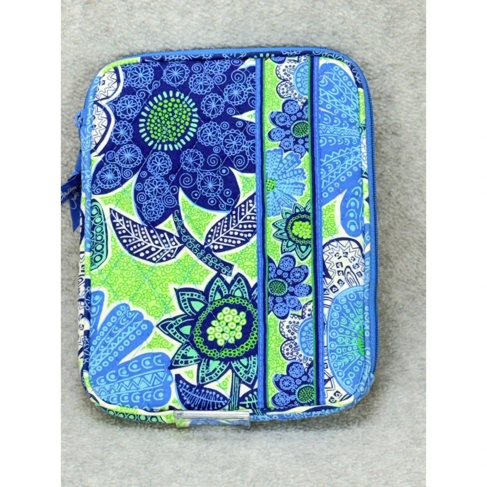 Vera Bradley Quilted Small Tablet Case Blue Green Floral Preppy BOHO Travel